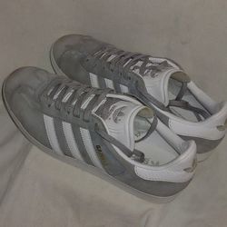 Adidas Gazelle Sz 10  Womans