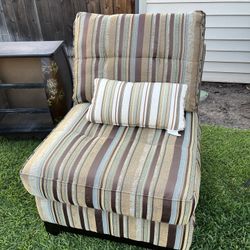 Decor. Chair 