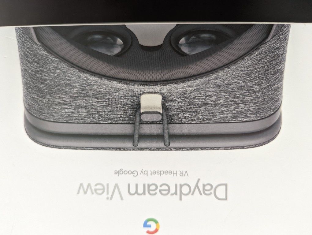Google Daydream View VR Headset
