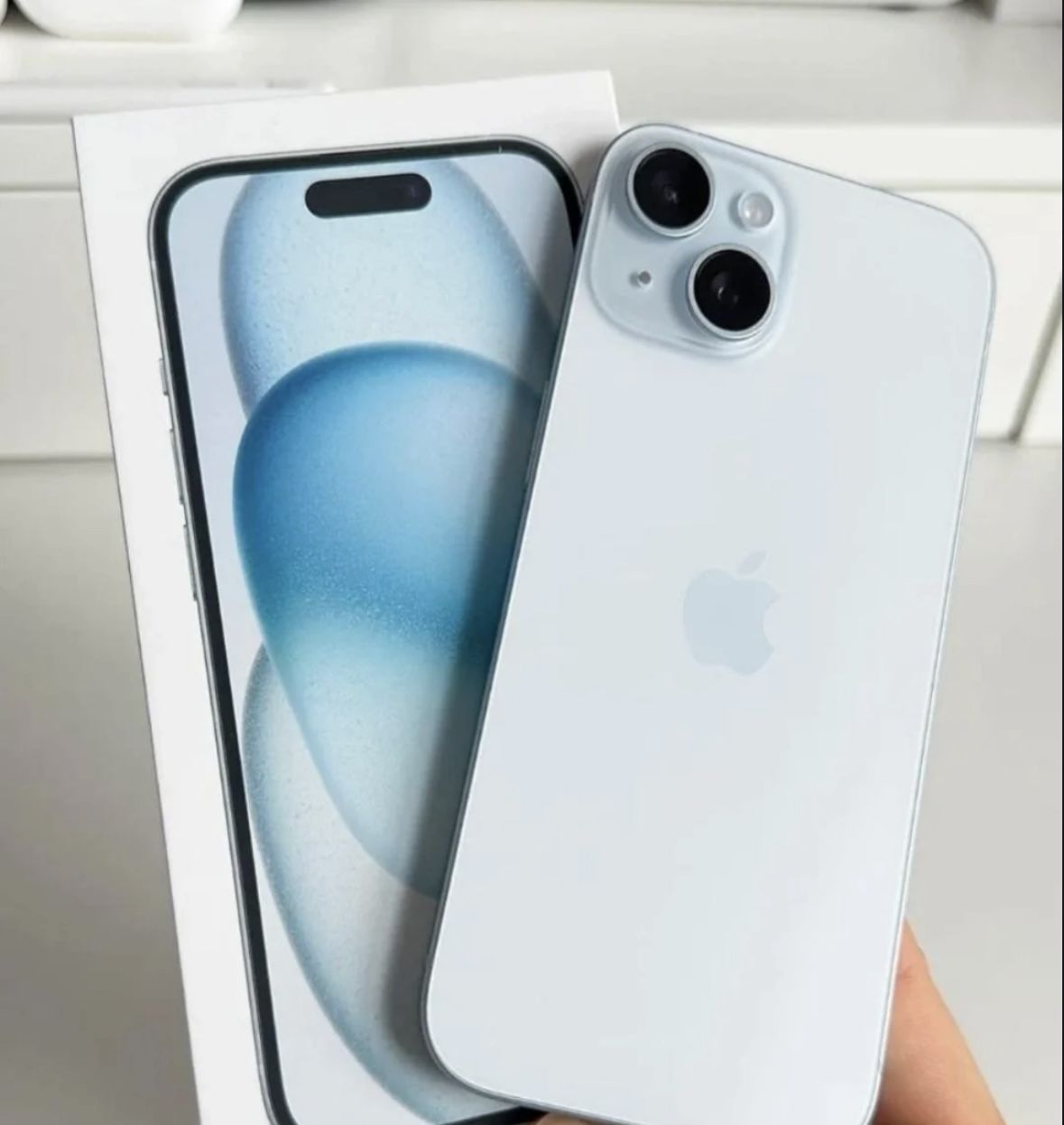 Apple iPhone 15