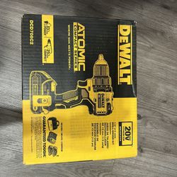 ATOMIC 20-Volt MAX Cordless Brushless Compact 1/2 in. Drill/Driver, (2) 20-Volt 1.3Ah Batteries, Charger & Bag