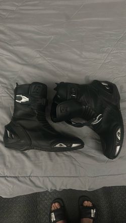 Size 8 men’s Rocket Motorcycle Shoes / Boots
