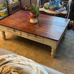 Farmhouse Coffee Table 