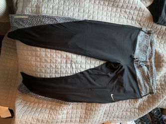 Nike leggings