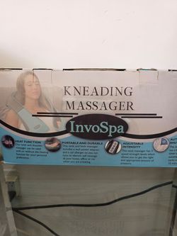 Kneading massager