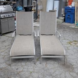 Reclining Lounge Chairs