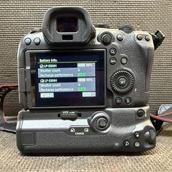 Canon EOS R6 Mark II 24.2 MP Digital Camera- Black (Body Only) w/ USB-C Wire