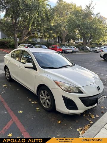 2011 MAZDA MAZDA3