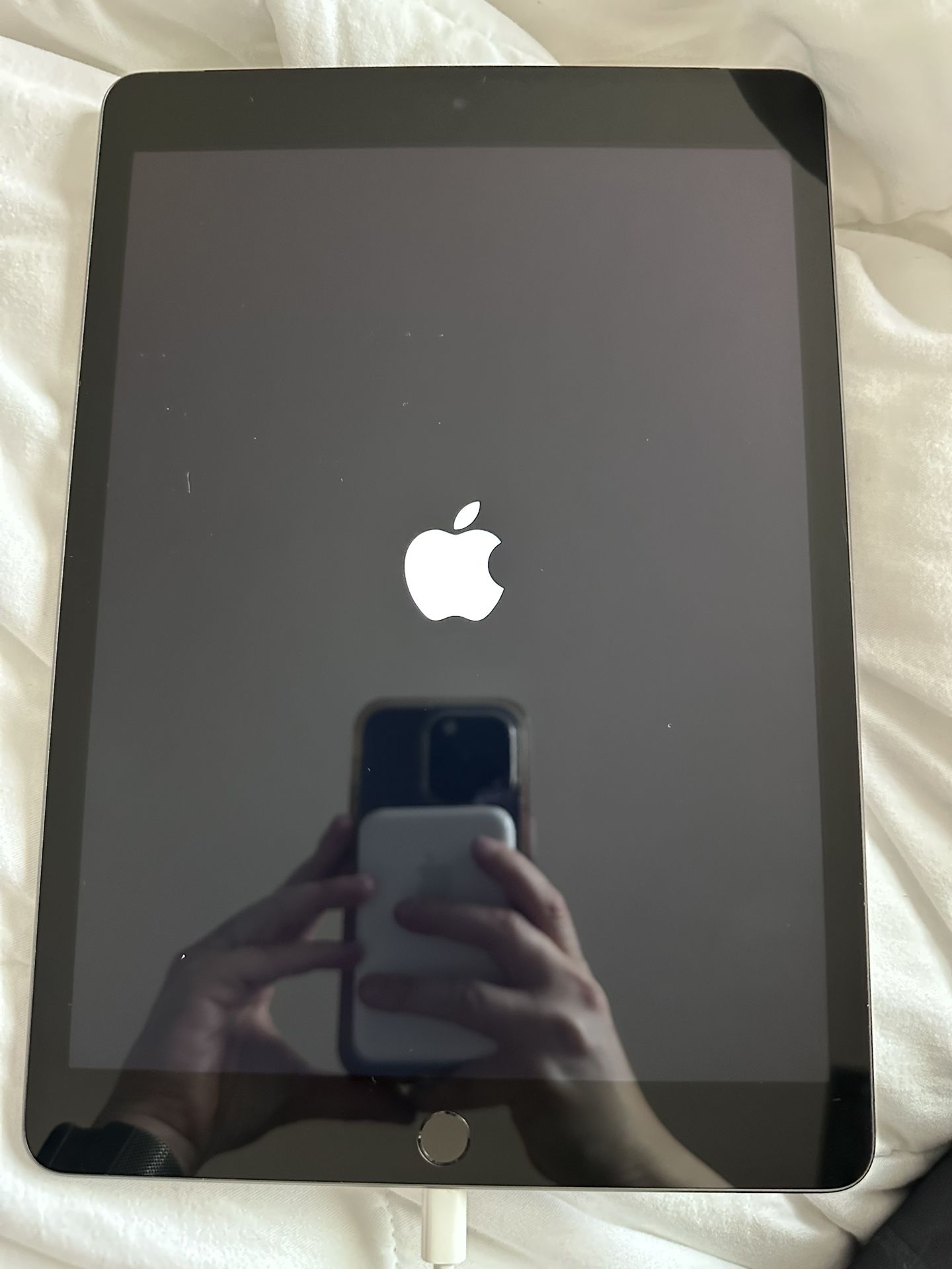 iPad 9th Gen 64gb $250obo