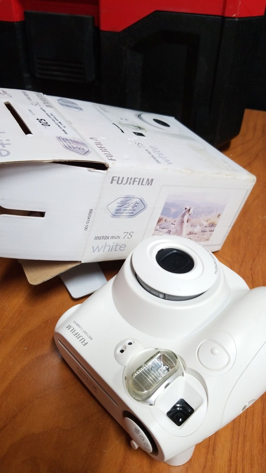FujiFilm Instax Mini 7S- Fuji Instant Film Camera