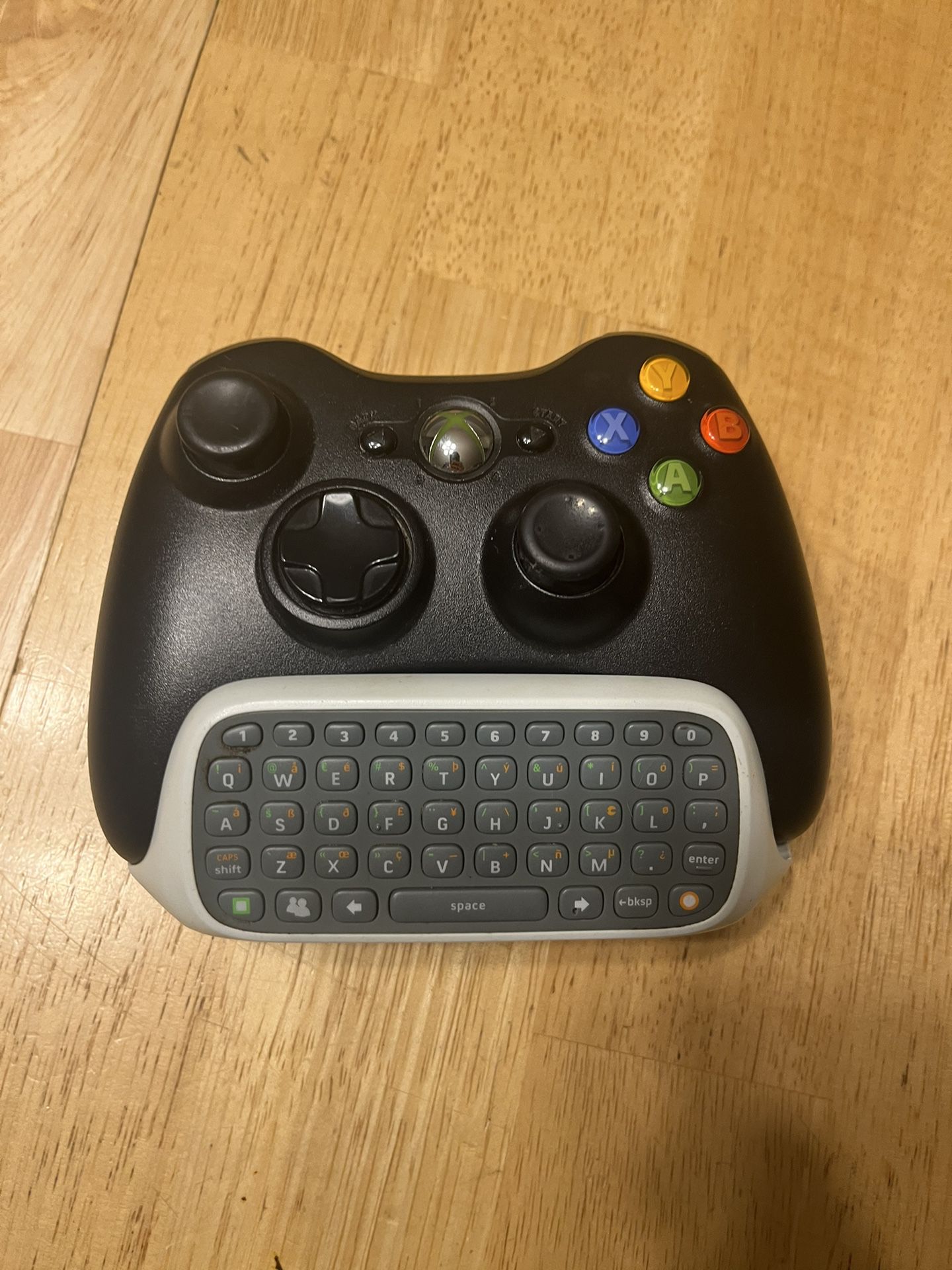 Xbox 360 Black Controller And Keypad Extention