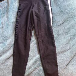 Sexy leggings w/ ripples on side 