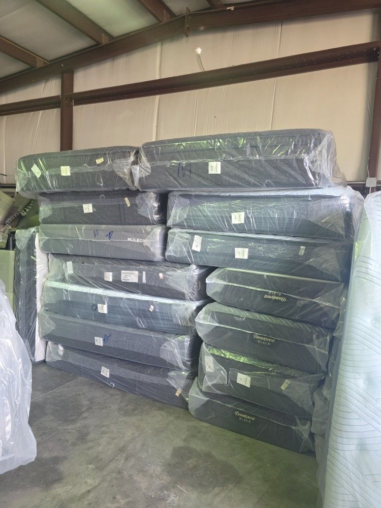 Fresh ROUND of FURNITURE MARKET NAME BRAND MATTRESSES AT THE BEST PRICES ANYWHERE!!