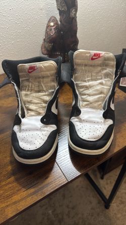 Women’s 10.5 Nike
