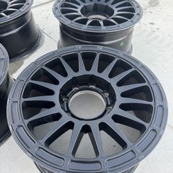 Method 18” 8lug Ram Wheels