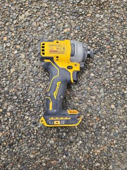 Dewalt impact driver DCF809,tool only