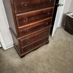 Dresser And End Table Set