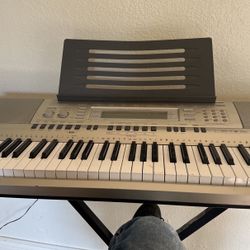 Piano keyboard Yamaha