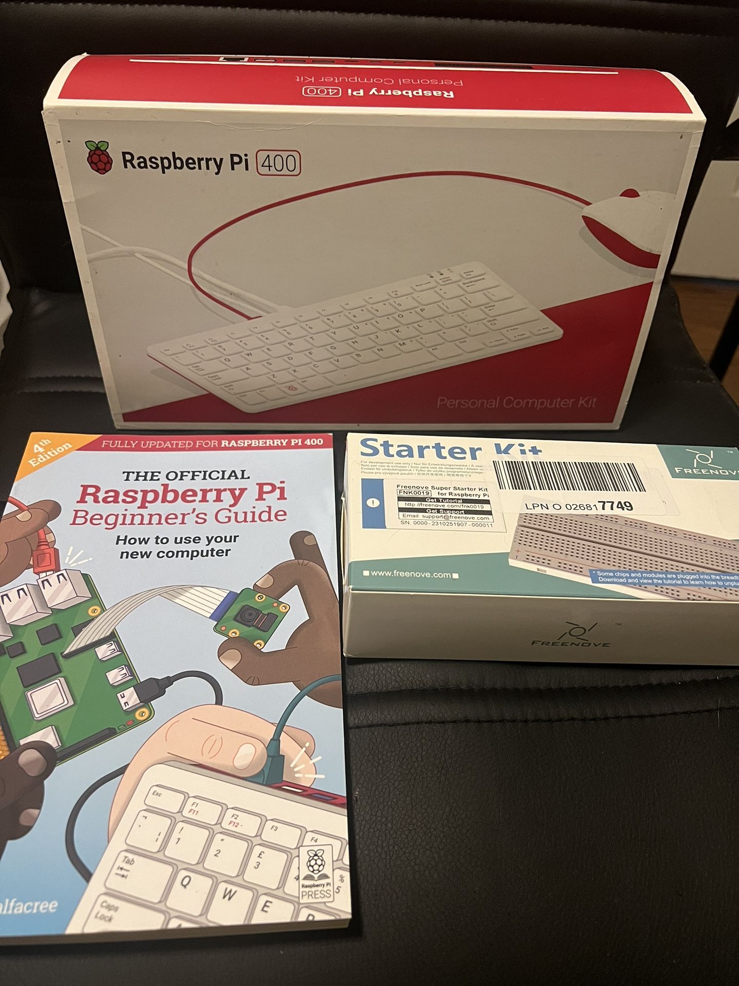 Raspberry Pie 400 Starter Kit