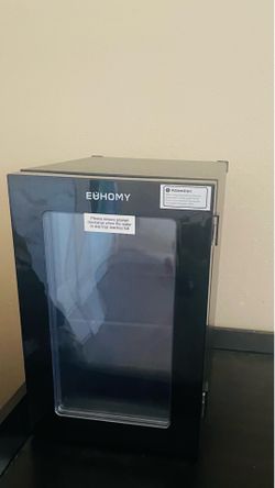 Euhomy mini fridge