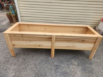 Planter box