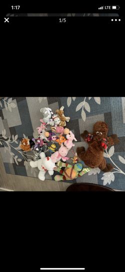 Lot of stuffed animals