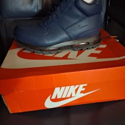 Nike Boots Size 11 1/2 