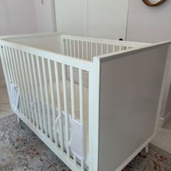 Crib and convertible kit set  Pottery barn Kids X West Elm+ Lullaby Earth mattress