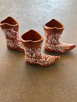 Cielito lindo boot vase. Boot planter with cielito lindo Mexican design!
