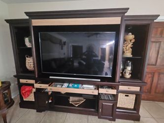 Entertainment center  for TV