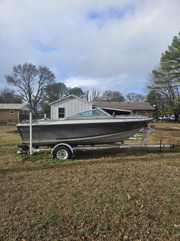 4 Winns And Trailer $1000