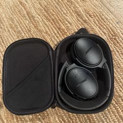 Bose qc quiet comfort 35 II noise canceling headset headphones