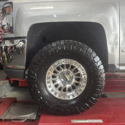 Km239 And Nitto Ridge Grappler Package Deal