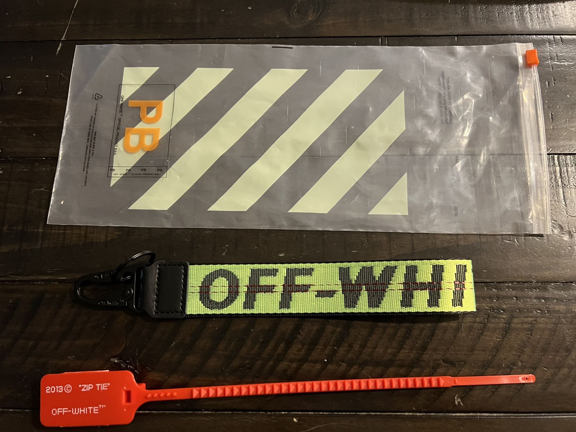 Off White Industrial Keychain Green