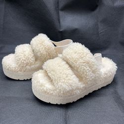 Uggs Sherpa Slide Slipper Size L8