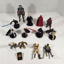 LOT OF STAR WARS FIGURES