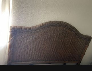 Queen Size Headboard And Mirror 