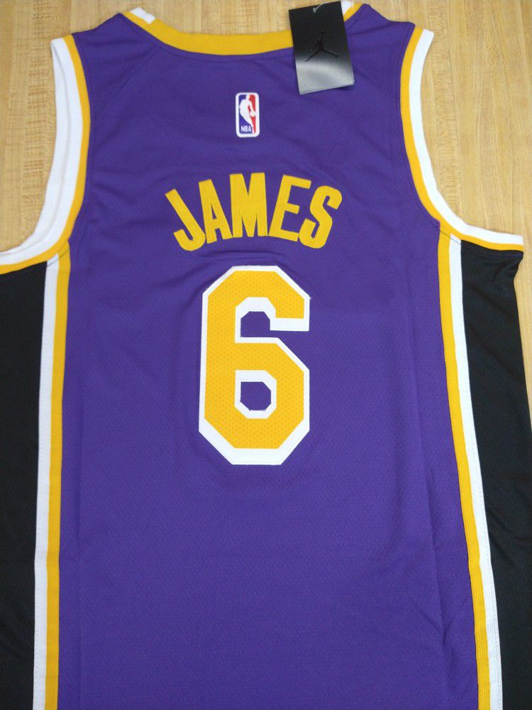 LeBron James Lakers White And Blue Jersey! for Sale in Vero Beach, FL -  OfferUp