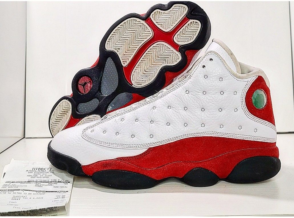 Jordan 13 OG Chicago 2017 Size 9.5 Pre-owned