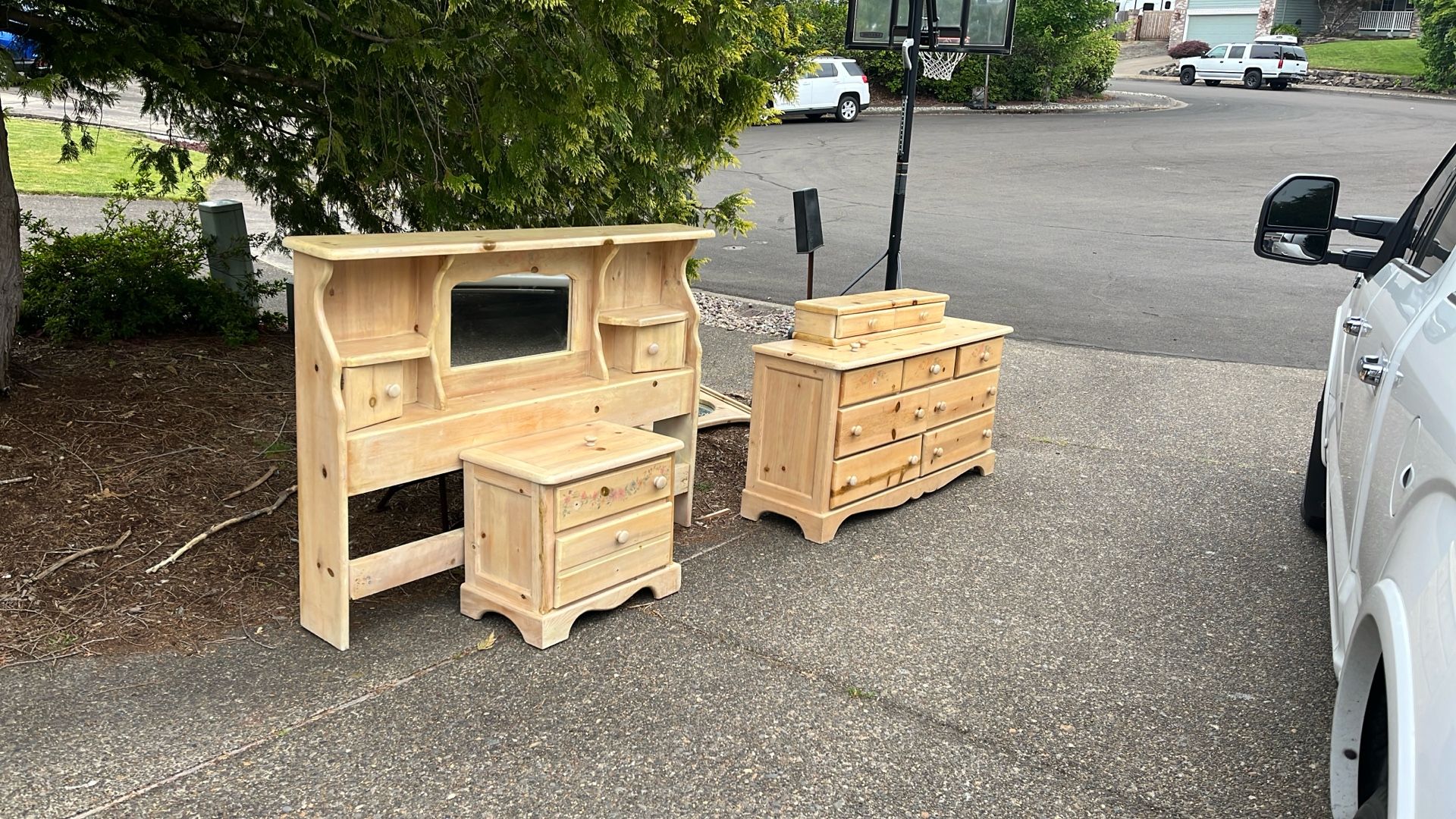 Five Piece Bedroom Set