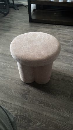 small pink seat