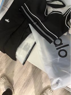Alo Yoga 2pc Set