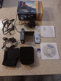 Vivitar DVR 550 Digital Video Camera