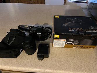 Nikon camera D7500 18-140mm  VR Kit