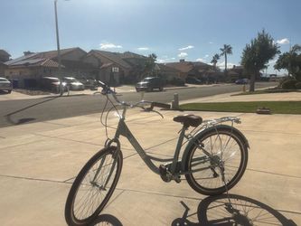 Viribus Cruiser Bike with Rear Rack