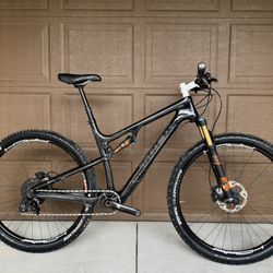 Trek Superfly 100 Gary Fisher Size Large Carbon Mountain Bike 