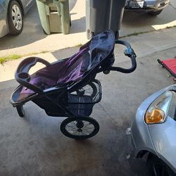 Baby Stroller (Babytrend)