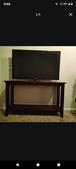 Real wood breezeway table or tv table