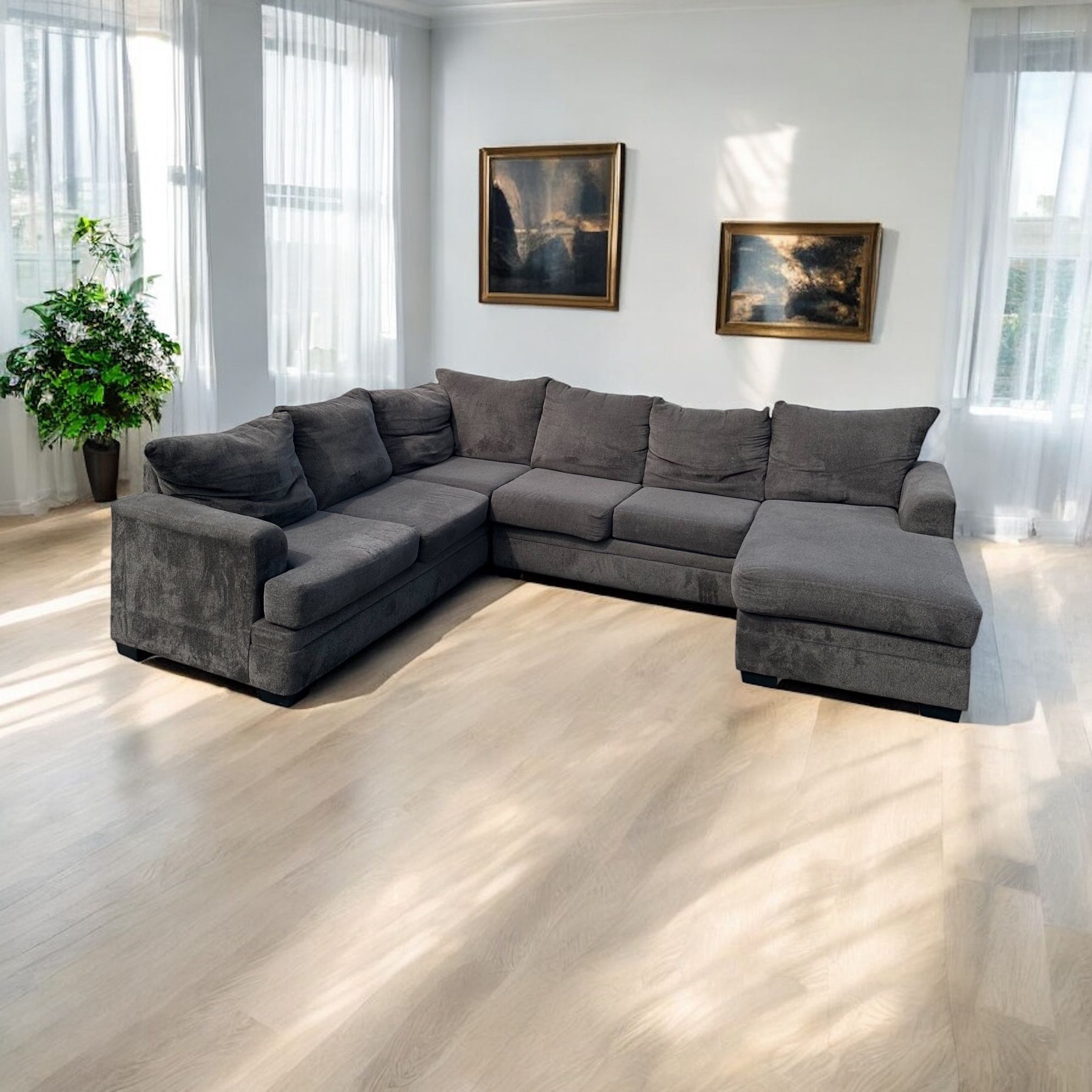 3- PIECE GRAY SECTIONAL w/ CHAISE (FREE DELIVERY)(CLIFTON HEIGHTS PA 19018)