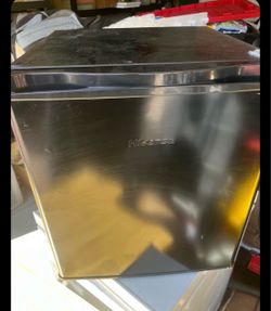 Hisense Mini Fridge need gone